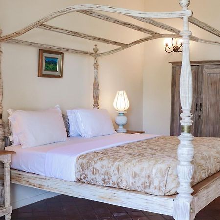 Naomi Beach Resort - Adults Only Велигама Экстерьер фото