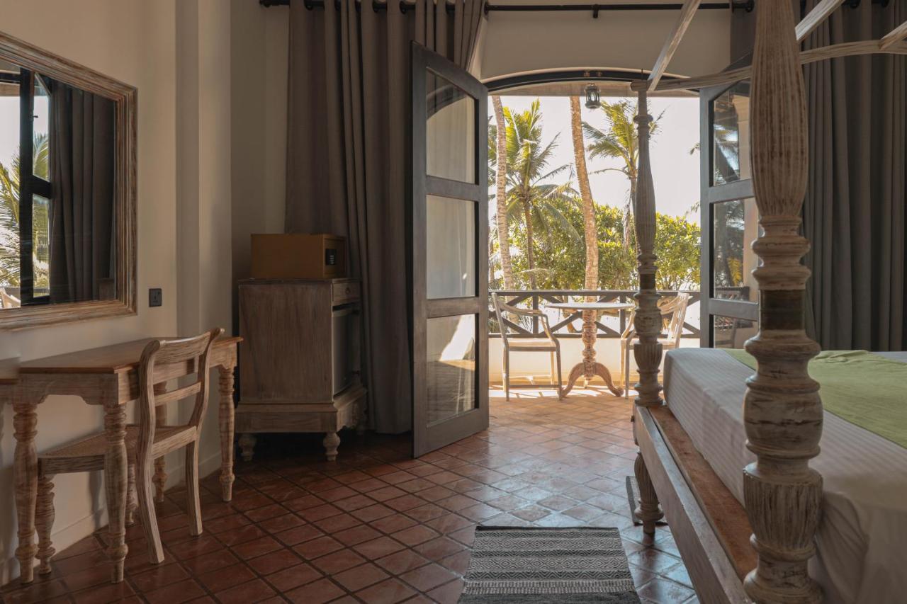 Naomi Beach Resort - Adults Only Велигама Экстерьер фото