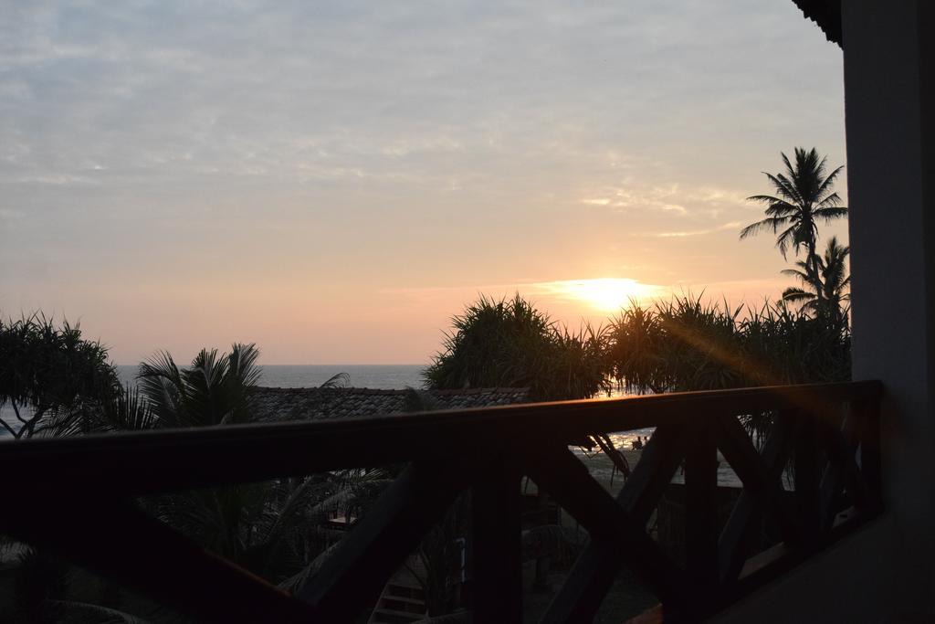 Naomi Beach Resort - Adults Only Велигама Экстерьер фото